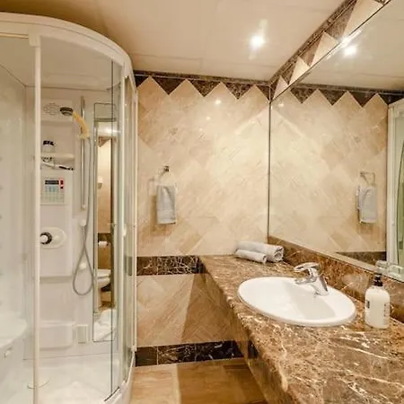 아파트 Frontline 2 Bed Apartment, San Pedro De Alcantara 마르베야