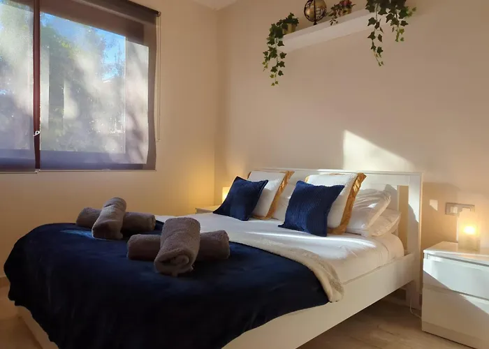 Frontline 2 Bed Apartment, San Pedro De Alcantara * מארבלה