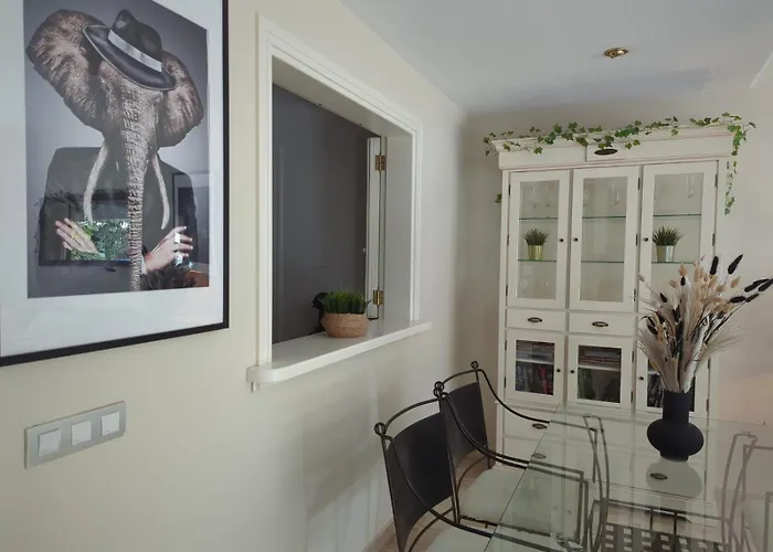 Frontline 2 Bed Apartment, San Pedro De Alcantara דירה